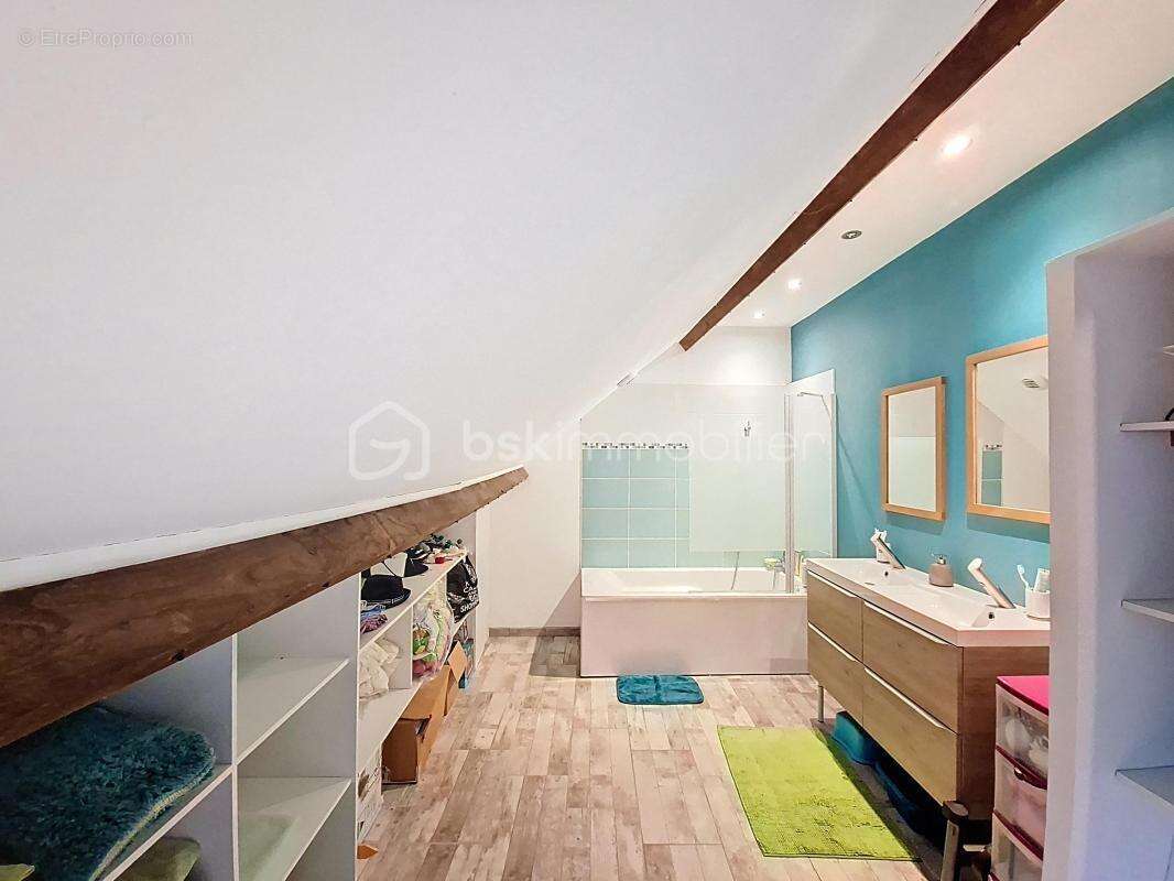 Maison à DONNEMARIE-DONTILLY