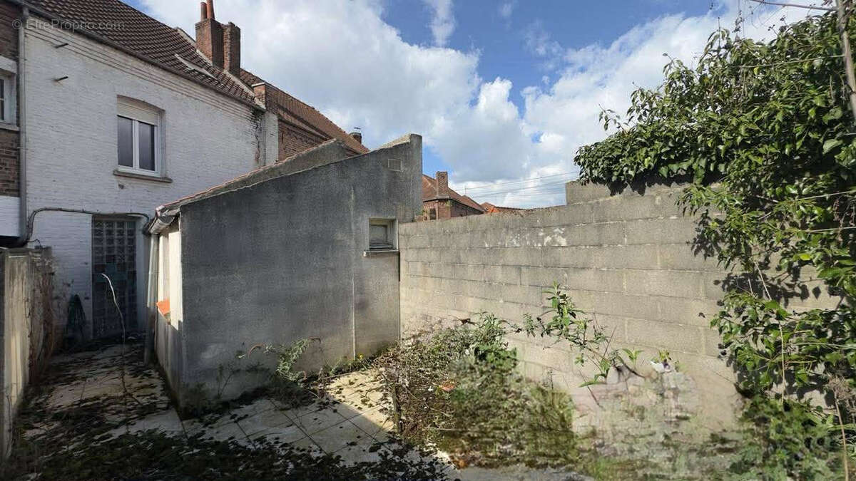 Maison à BRUAY-LA-BUISSIERE