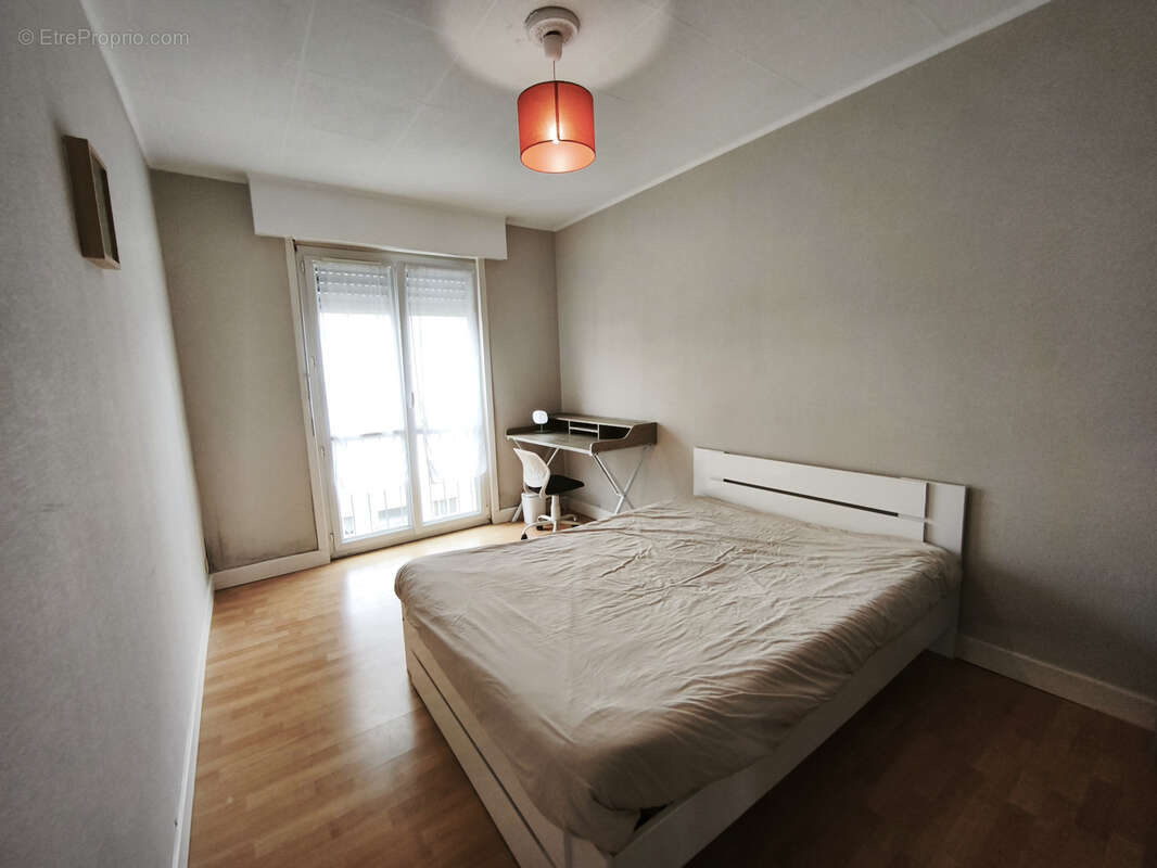 Appartement à SAINT-ANDRE-LES-VERGERS