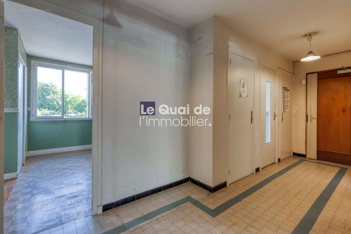 Appartement à MEYLAN