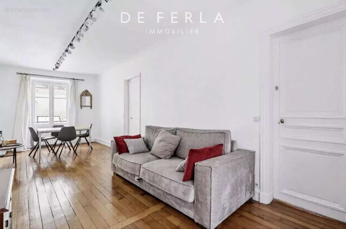 Appartement à PARIS-6E