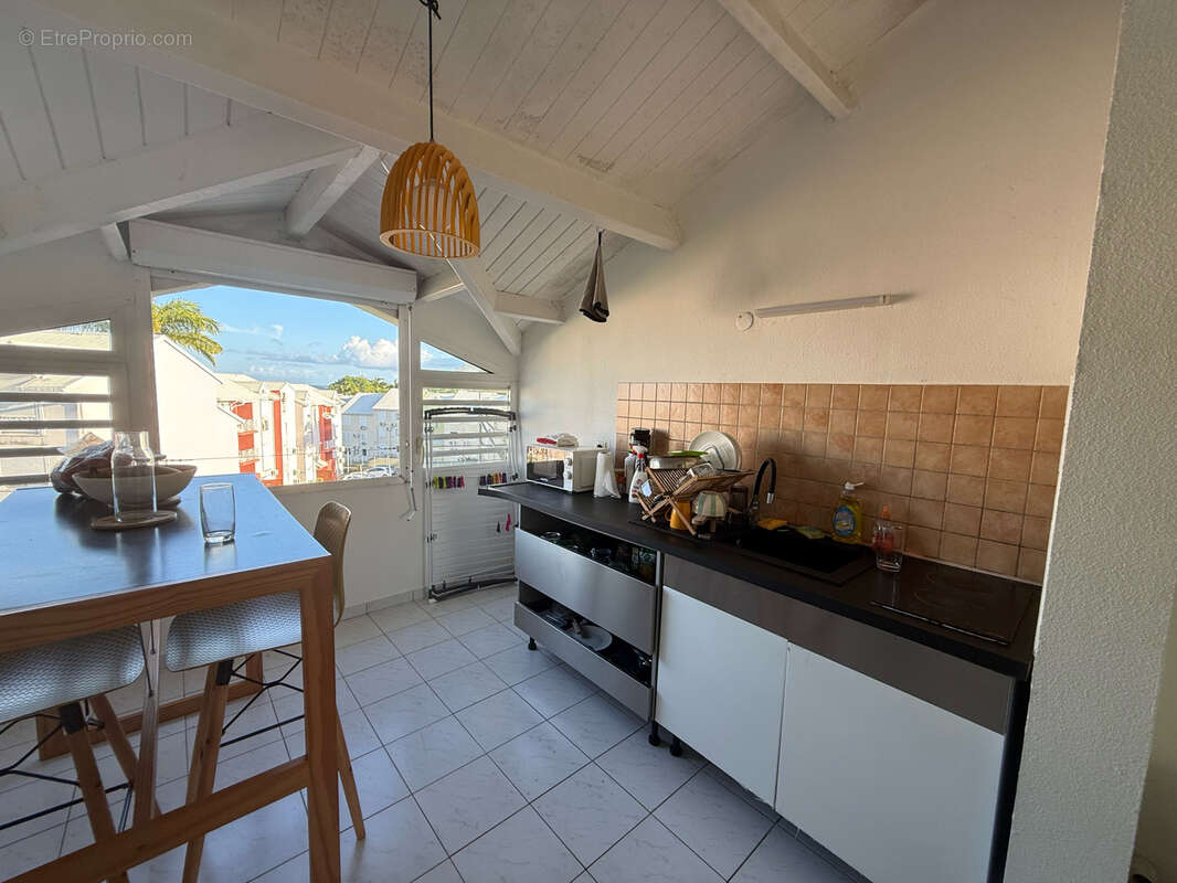 Appartement à BAIE-MAHAULT