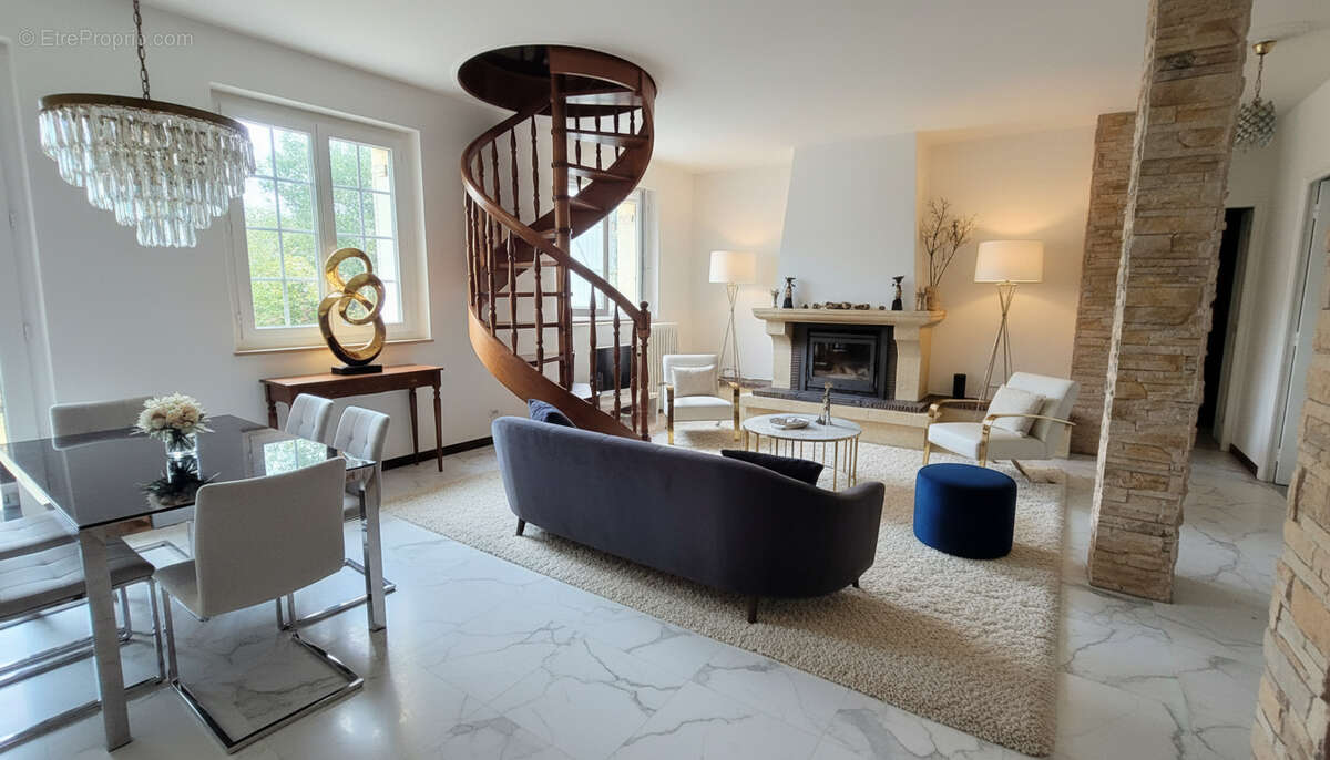 Maison familiale de 123 m² au sol sur 1 278 m² de terrain - photo 23