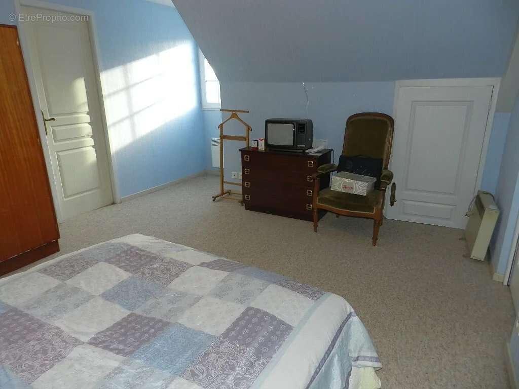 Maison à CREVECOEUR-EN-AUGE