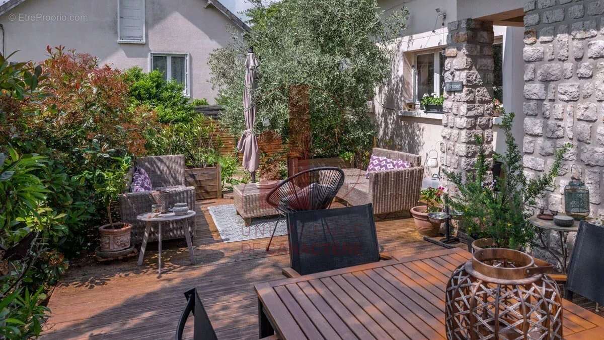 Maison à BOURRON-MARLOTTE