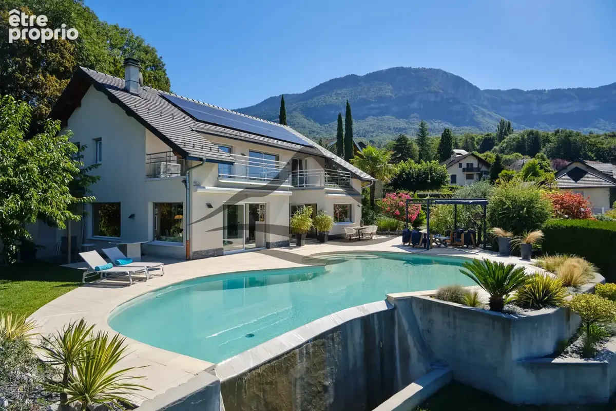 En Nouveauté Villa contemporaine d'exception - Vue lac panoramique, piscine à débordement - Pugny-Chatenod - photo 3