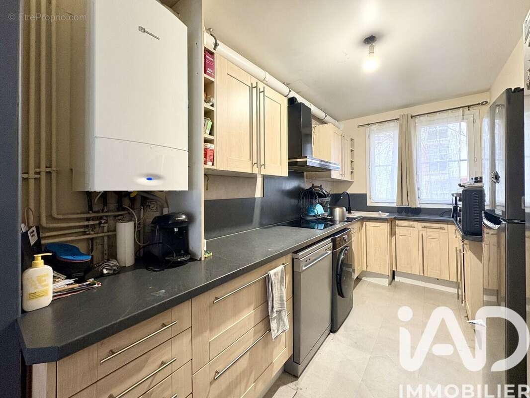 Photo 3 - Maison à SAVIGNY-LE-TEMPLE