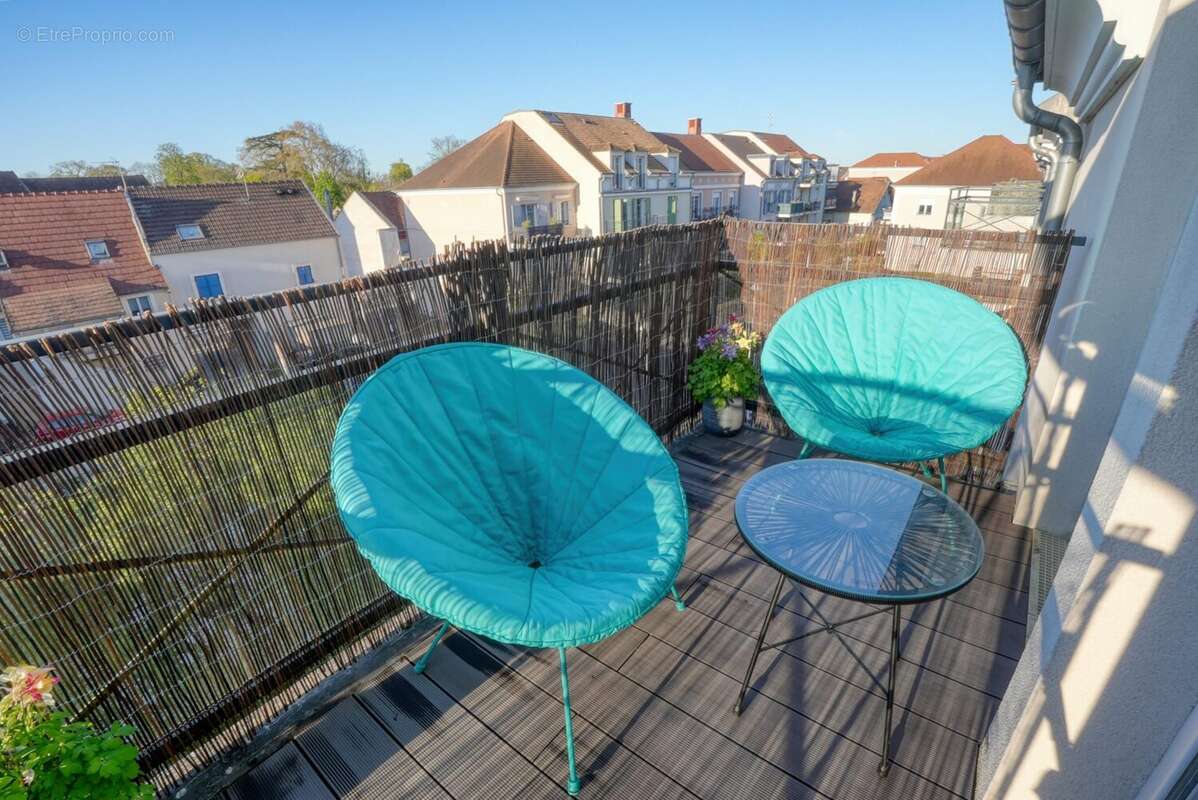 Appartement à OZOIR-LA-FERRIERE