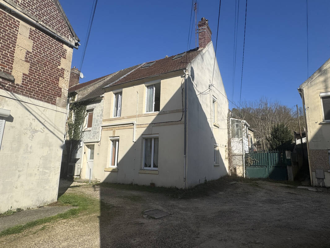Maison à BETHISY-SAINT-PIERRE