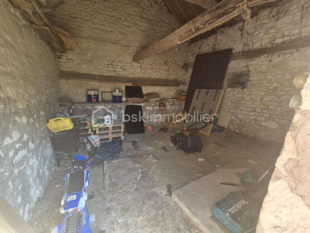 Maison à Venizy - photo 16