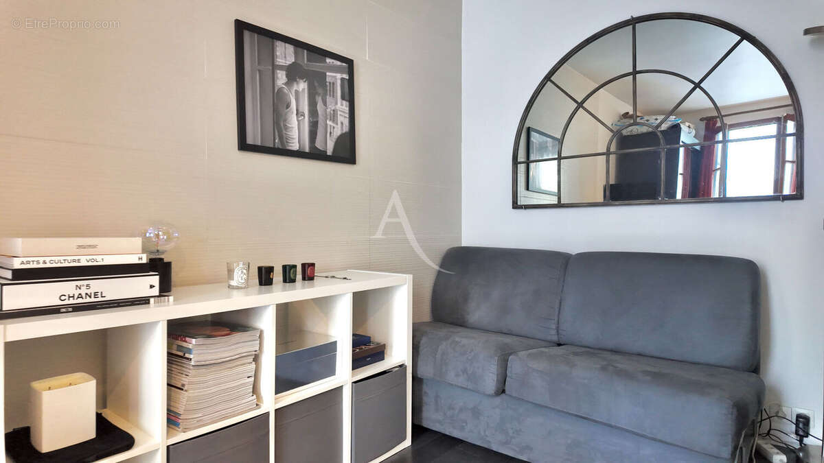 Appartement à PARIS-7E