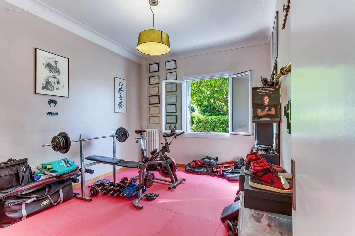 A vendre à Nice, Cimiez, 3 pièces avec parking - photo 8