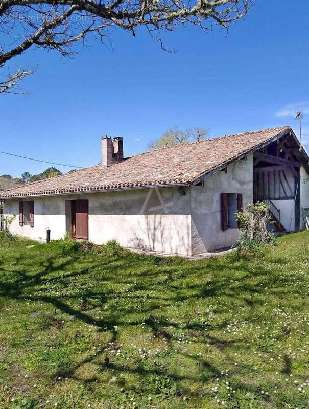 Maison de caractère avec fort potentiel d'évolution  Lucmau (33840) - photo 2