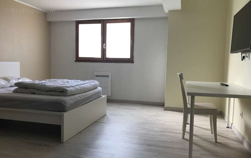 Maison à RUELLE-SUR-TOUVRE