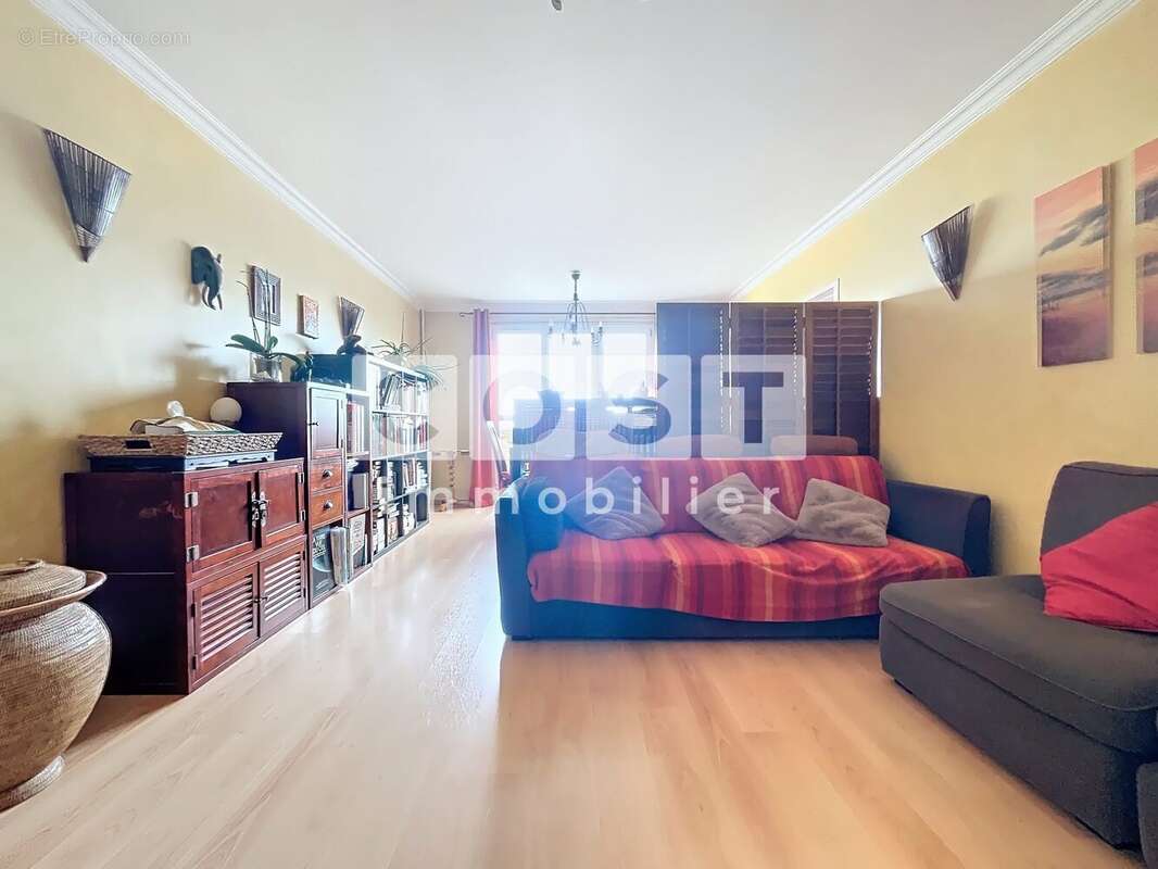 Appartement à ASNIERES-SUR-SEINE