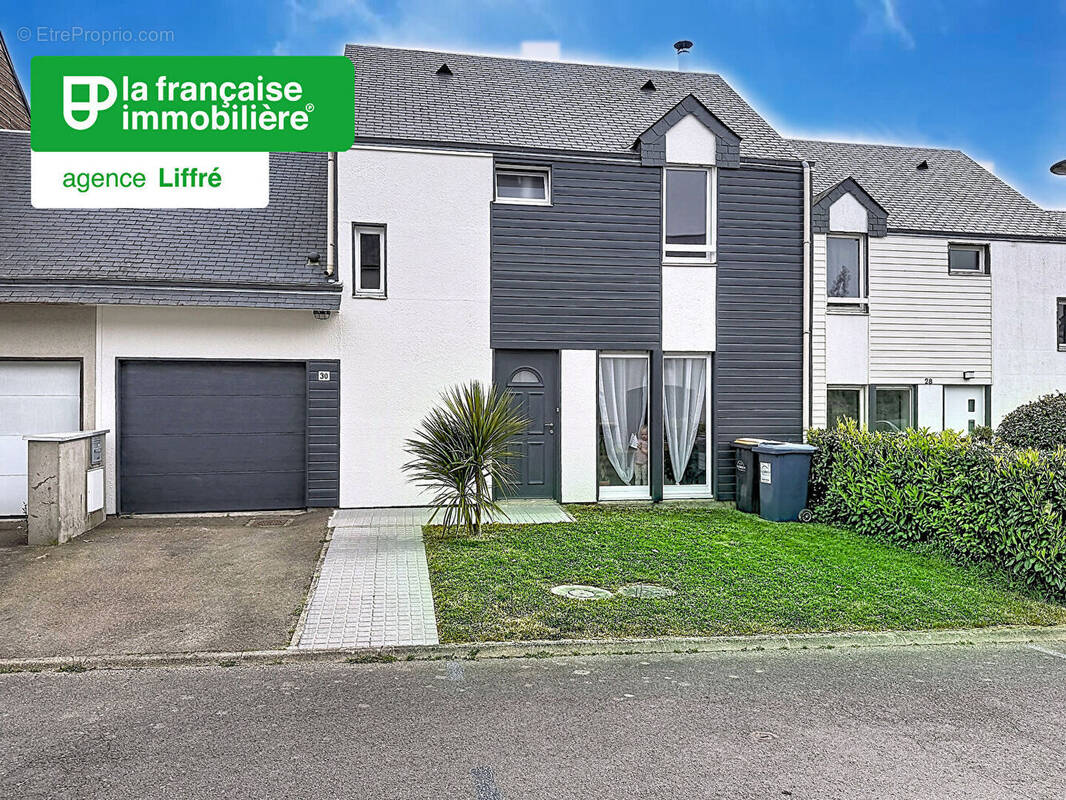 Maison à LIFFRE