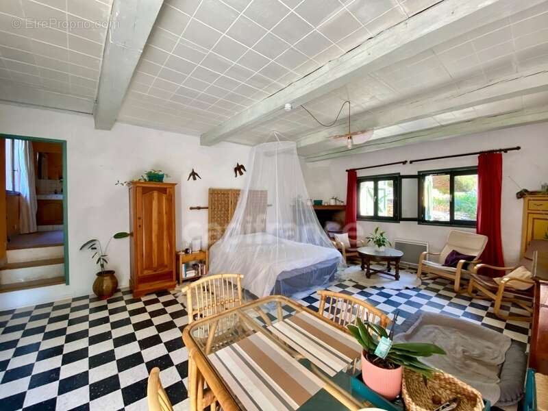 Maison à SAINT-MAXIMIN