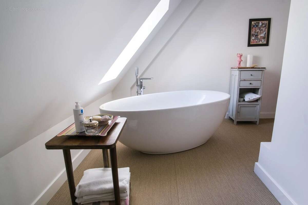 Maison à BIEVILLE-BEUVILLE