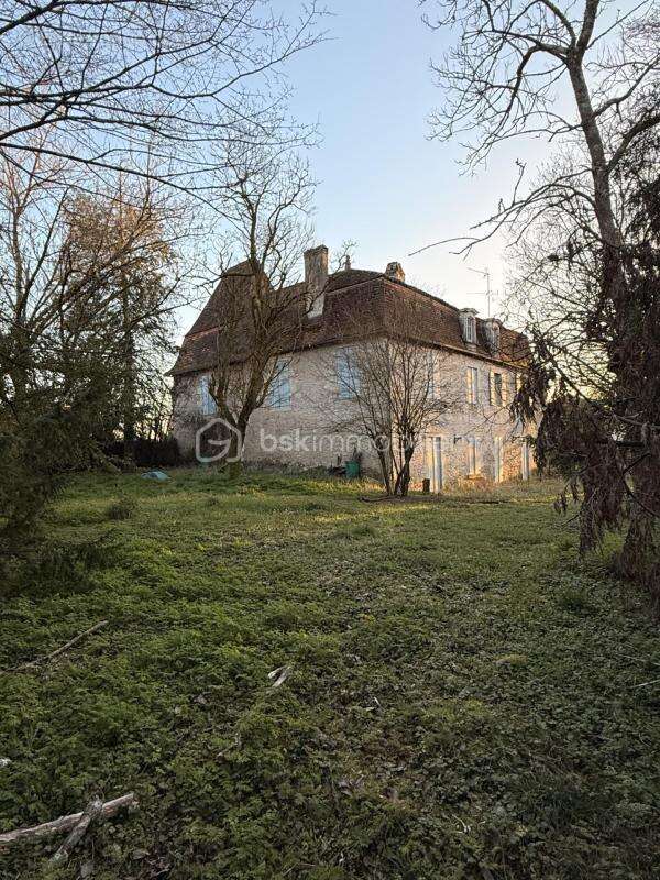 Maison à ANTONNE-ET-TRIGONANT