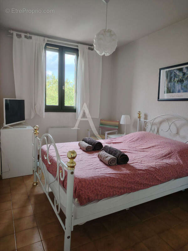 Appartement à GREOUX-LES-BAINS