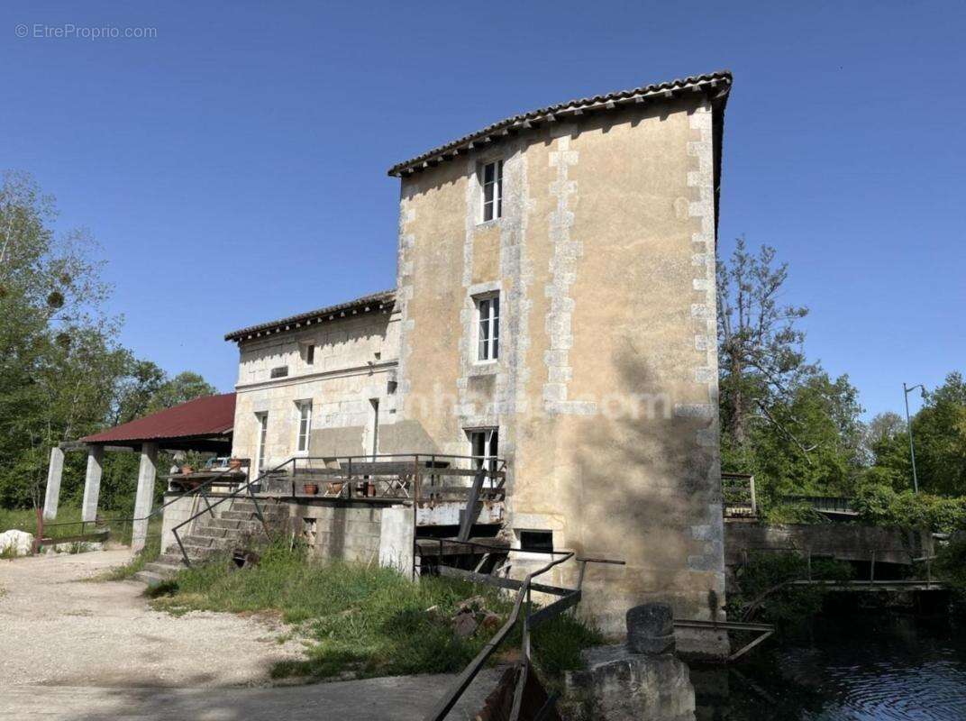 Moulin d'exception sur la charente - joyau patrimonial aux portes d'angouleme - vindelle (16) - photo 4
