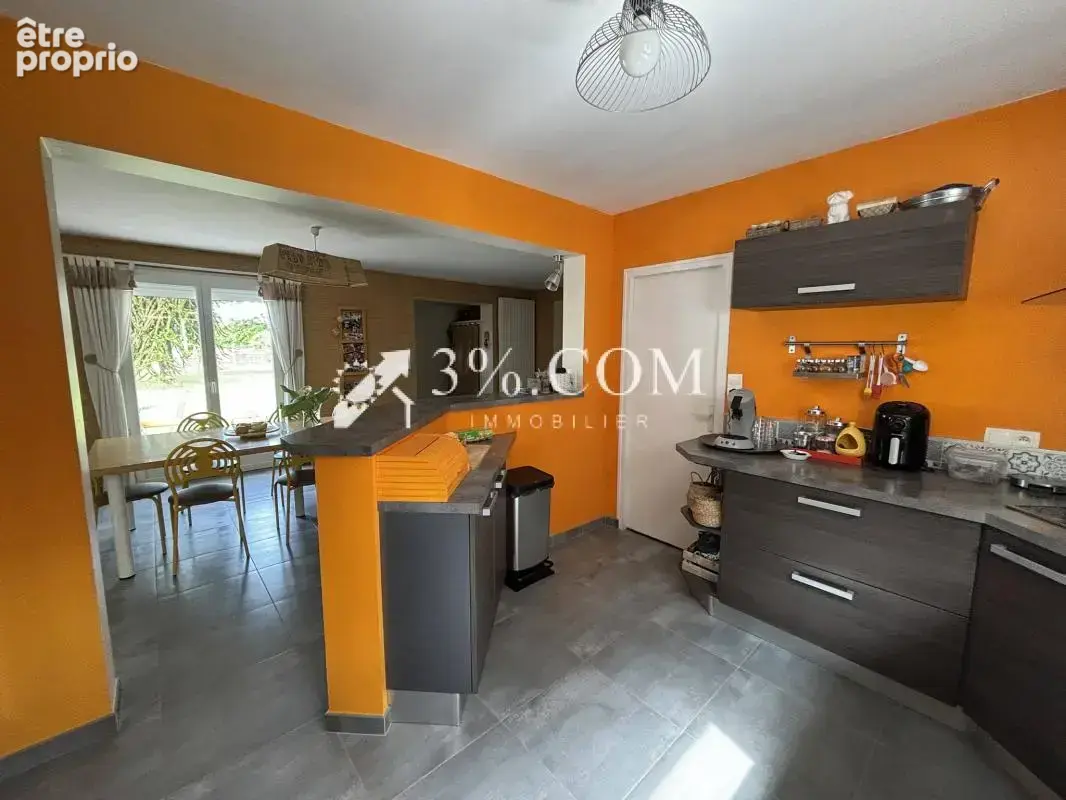 Maison familiale 173 m2 - Vie de plain-pied - 5 chambres - T - photo 6