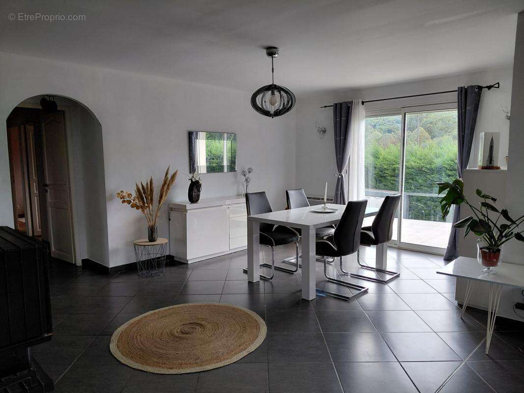 Maison à MARTRES-TOLOSANE