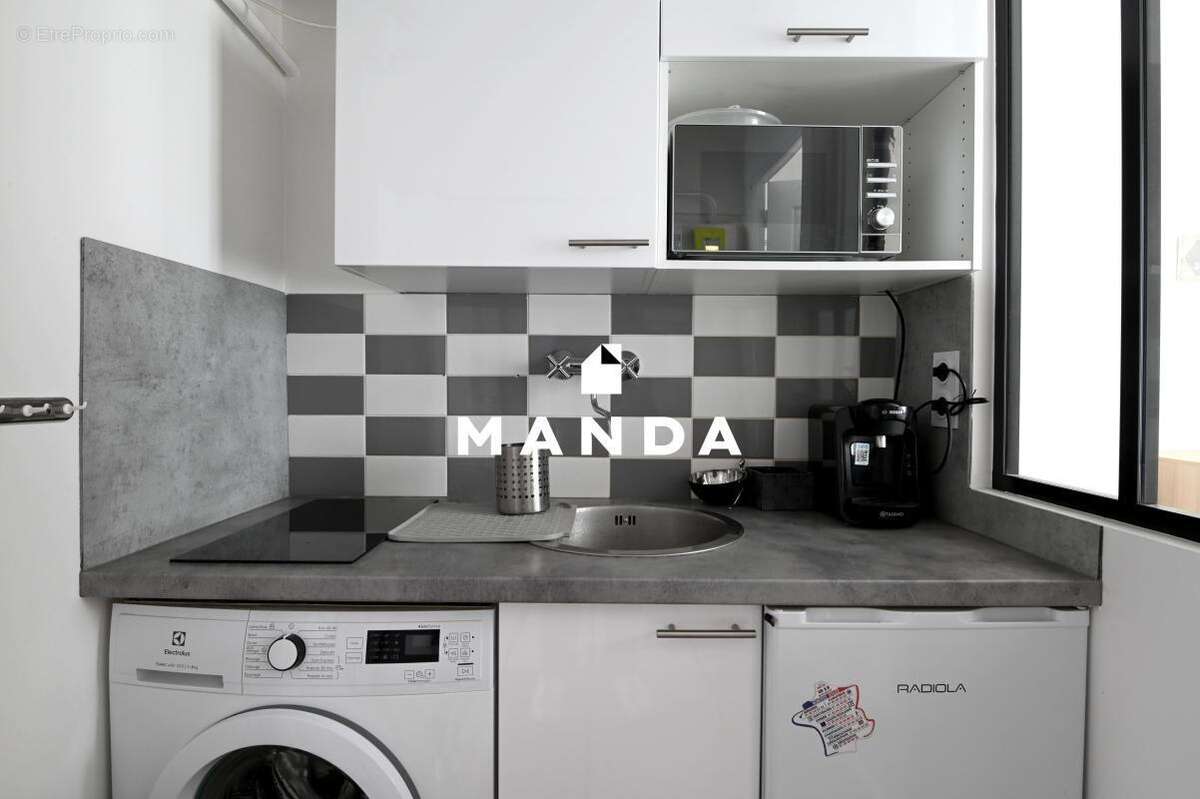 Appartement à LEVALLOIS-PERRET