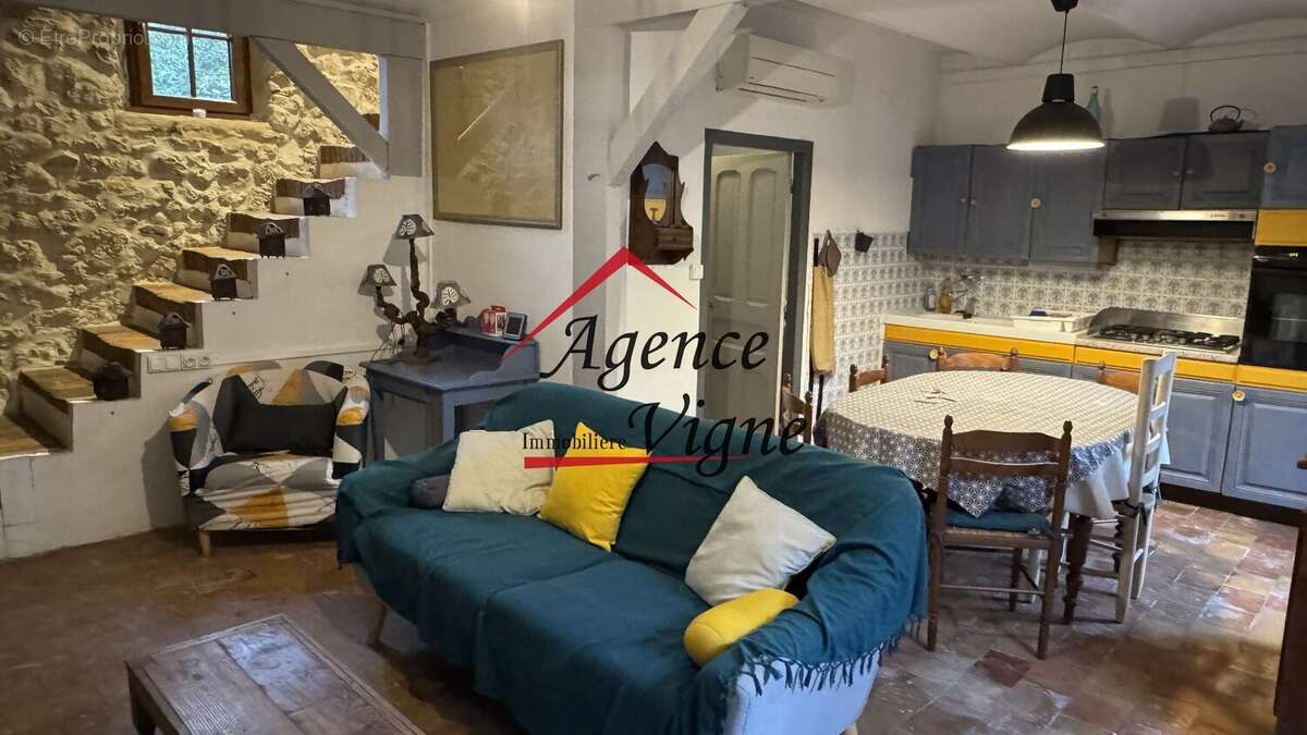 Maison à ALLEGRE-LES-FUMADES