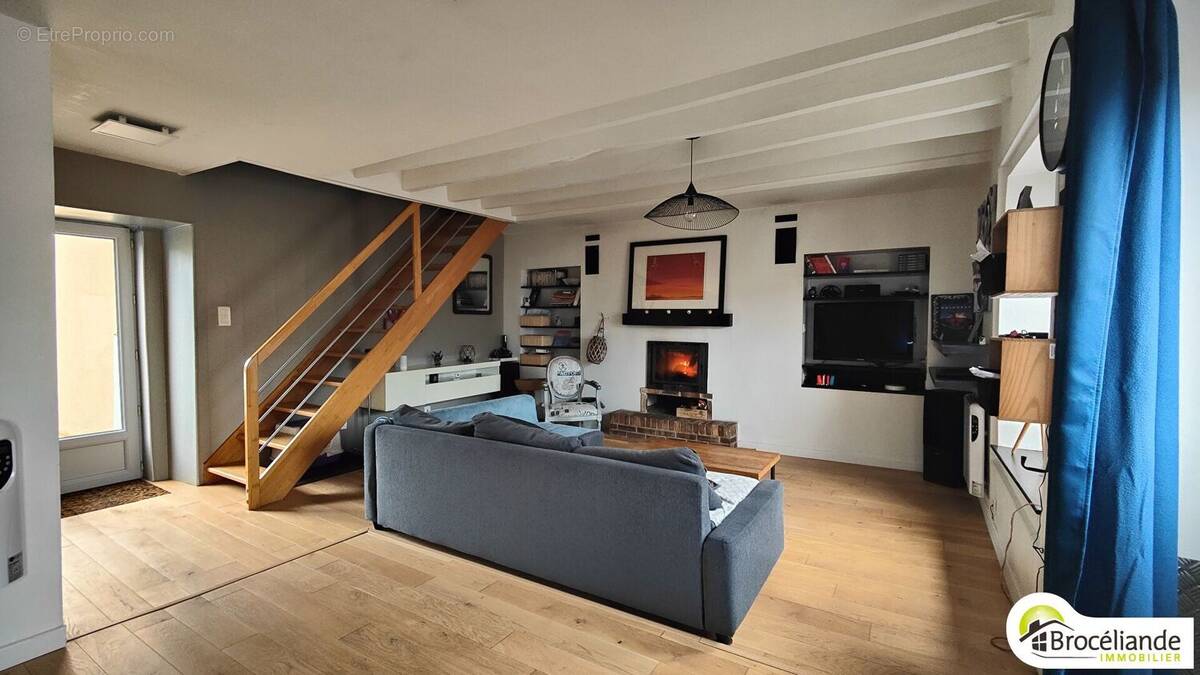 Maison à PARTHENAY-DE-BRETAGNE