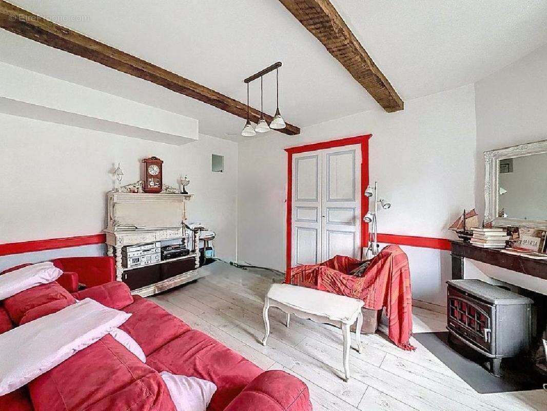 Maison à CLERMAIN