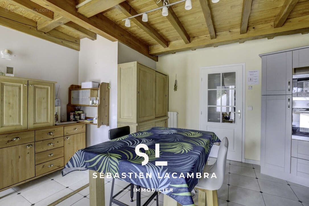 Maison à LISLE-SUR-TARN