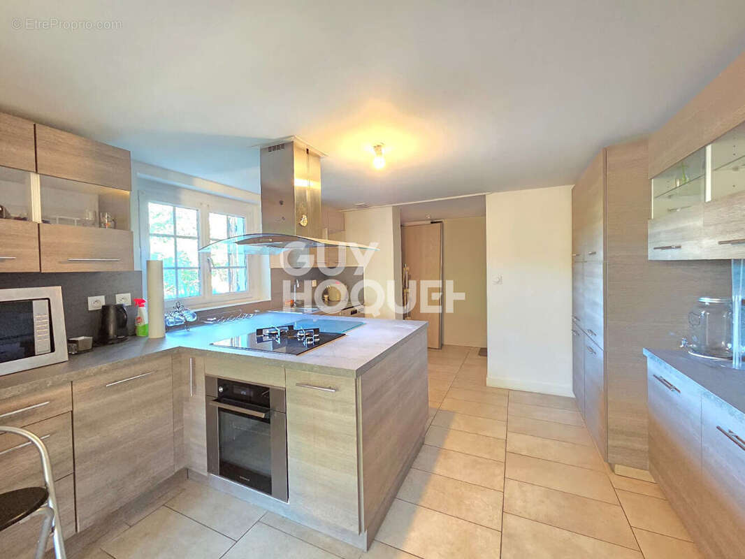 Maison à RILLIEUX-LA-PAPE