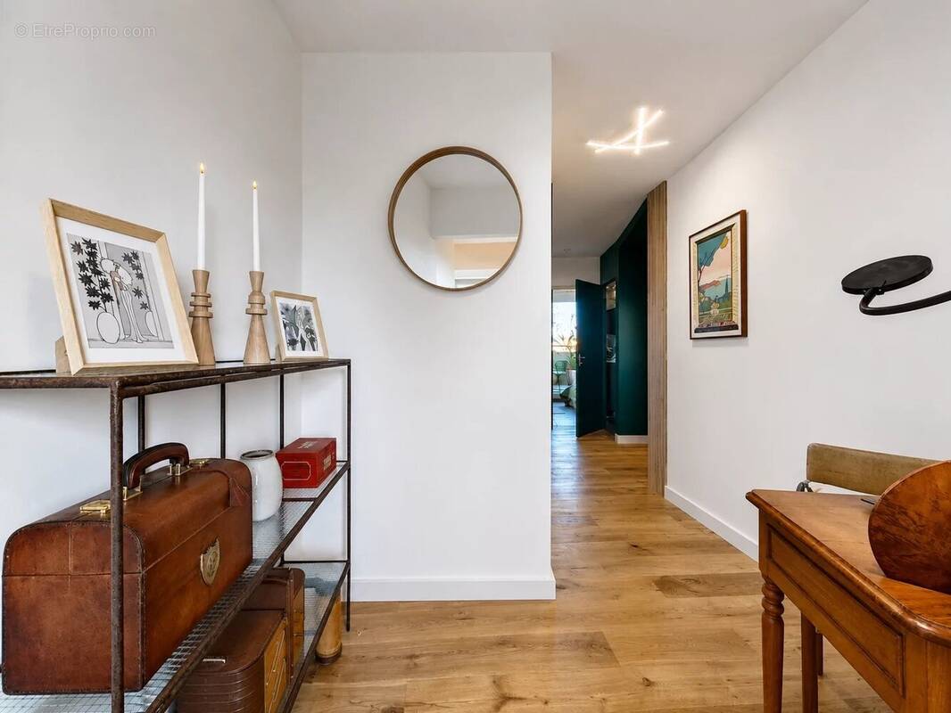 Appartement à HYERES