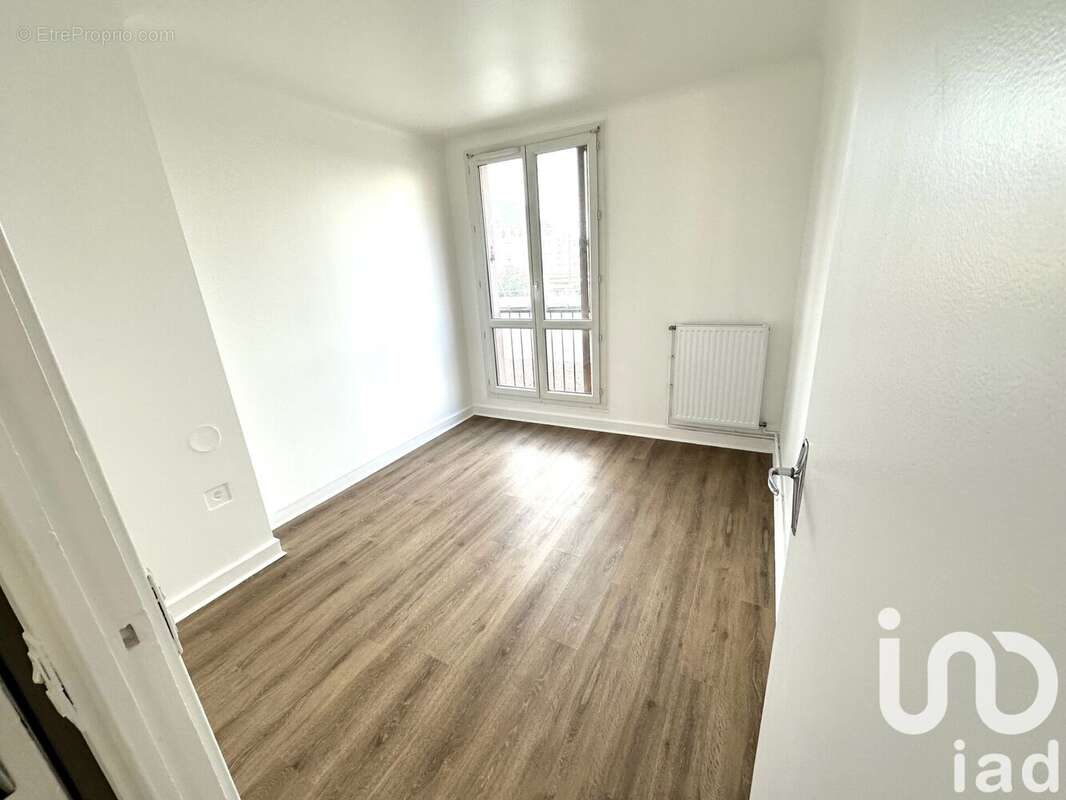 Photo 7 - Appartement à CHOISY-LE-ROI
