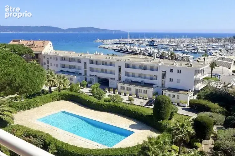 Cavalaire-sur-mer — magnifique studio rénové, à deux pas des plages - photo 3