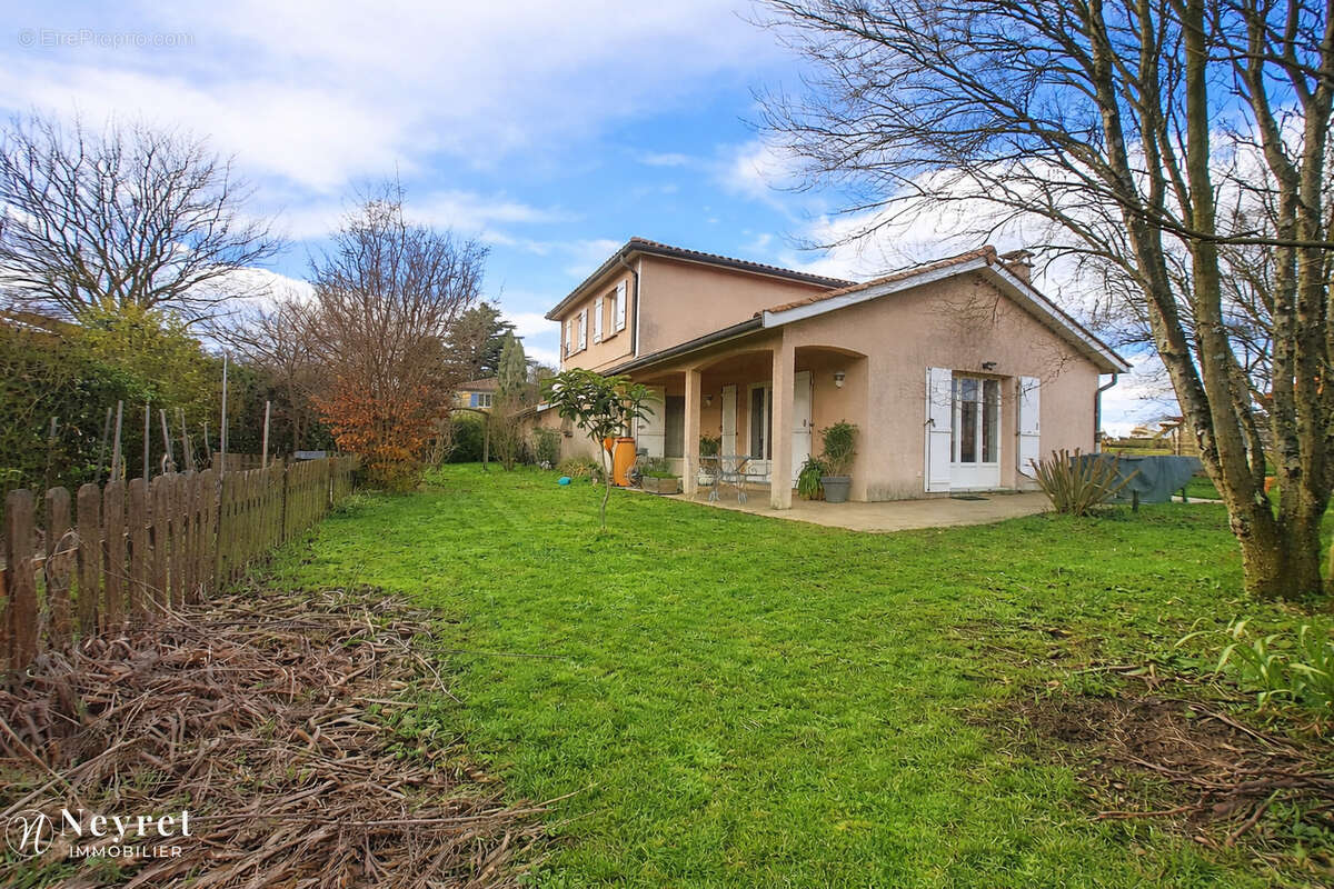 Maison à COMMUNAY