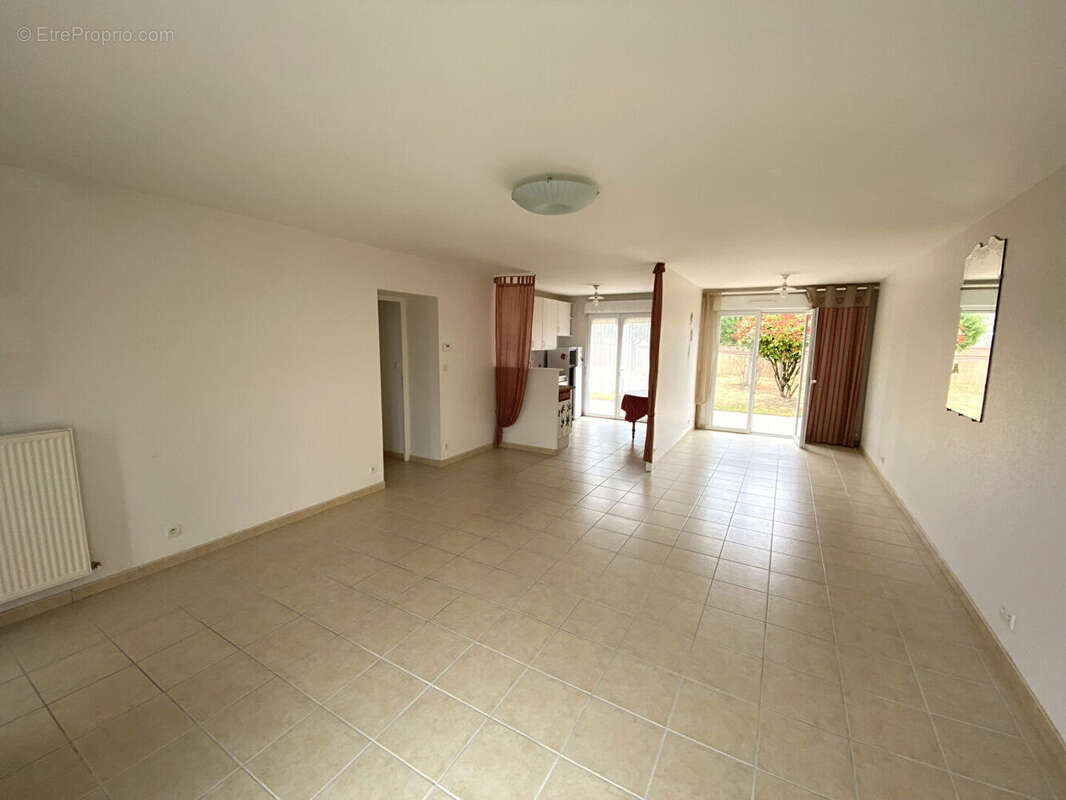 Plain-pied Cholet quartier calme - photo 2