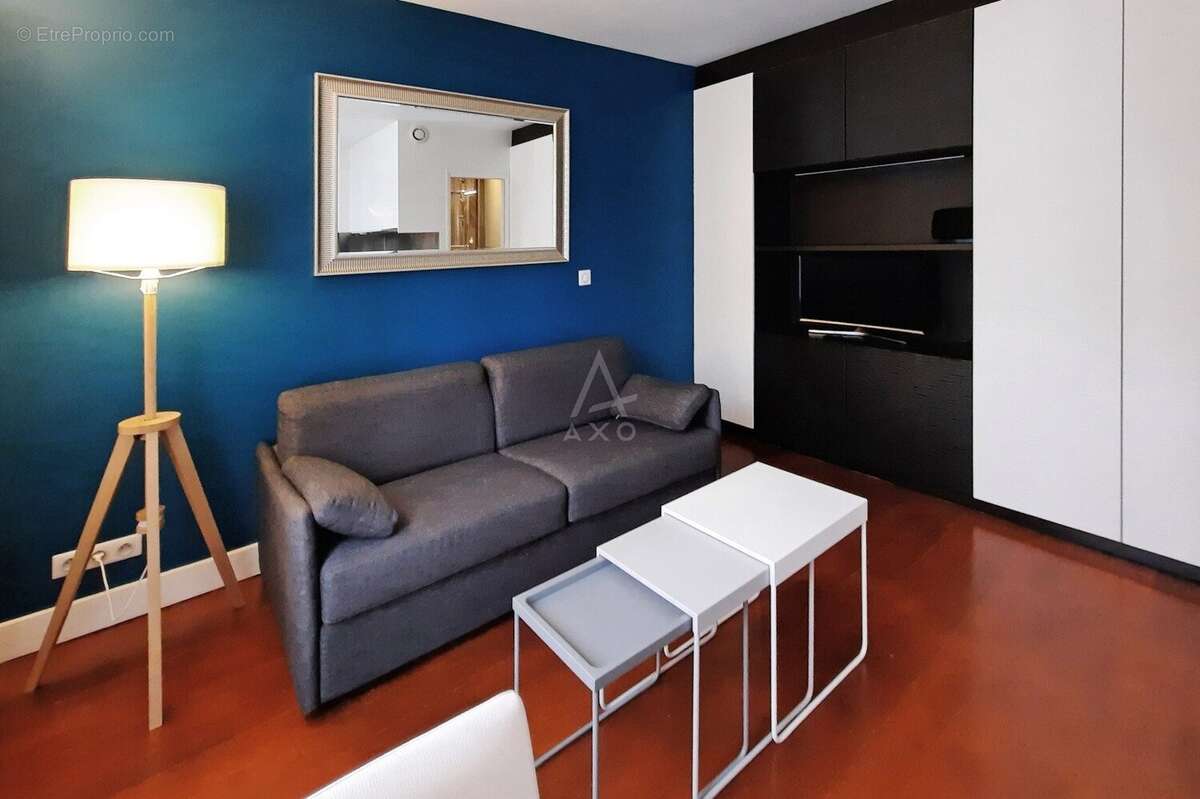 Appartement à PARIS-7E