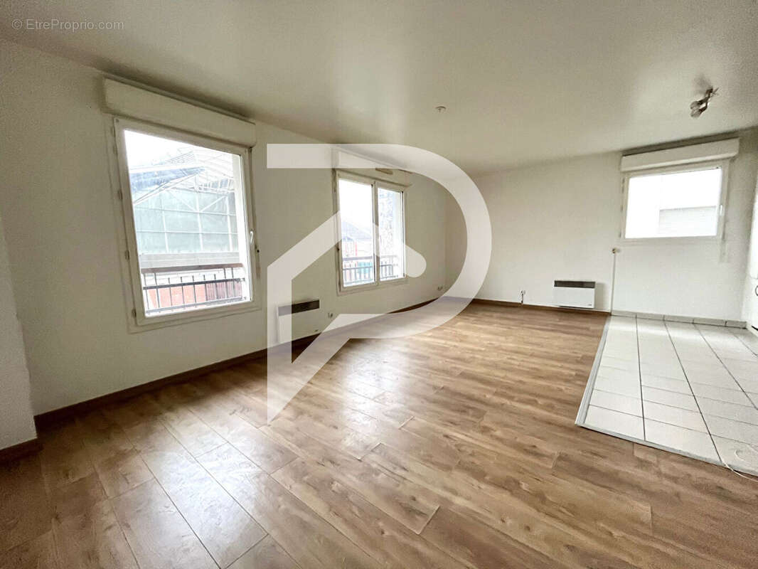 Appartement à COLOMBES