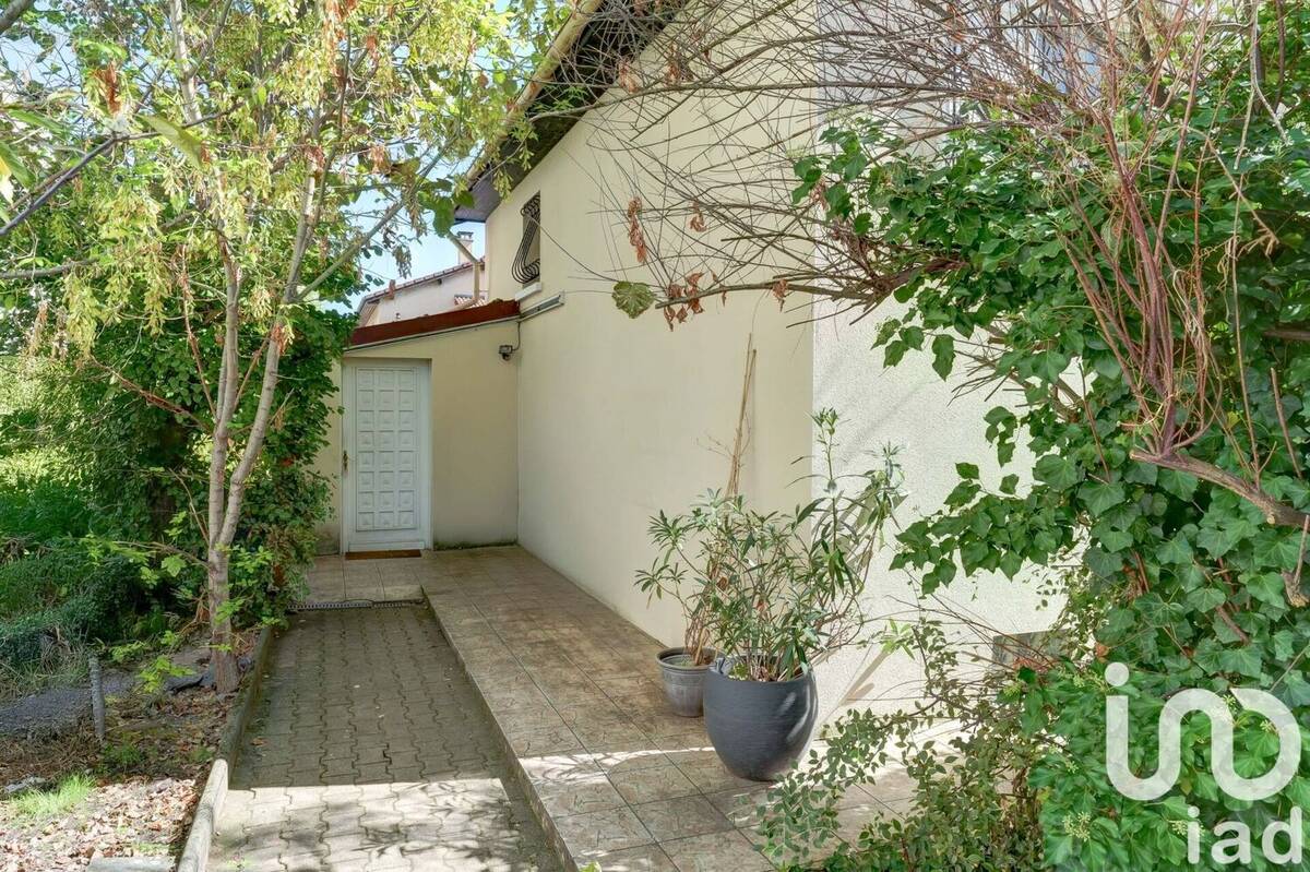 Photo 1 - Maison à PIERRE-BENITE