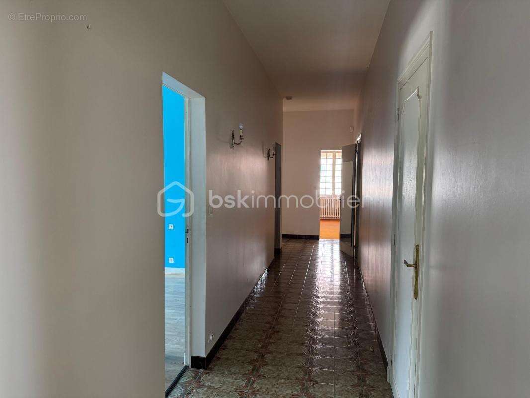 Maison à SAINT-SEURIN-SUR-L&#039;ISLE