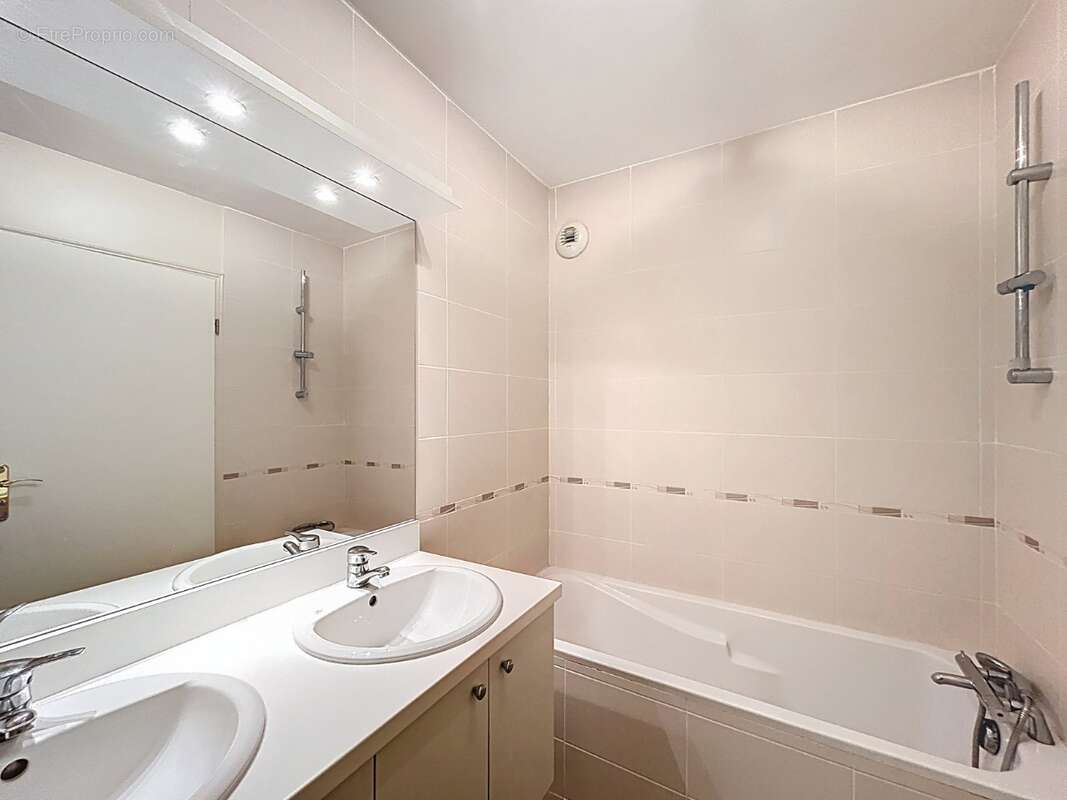 Appartement à MONTELIMAR