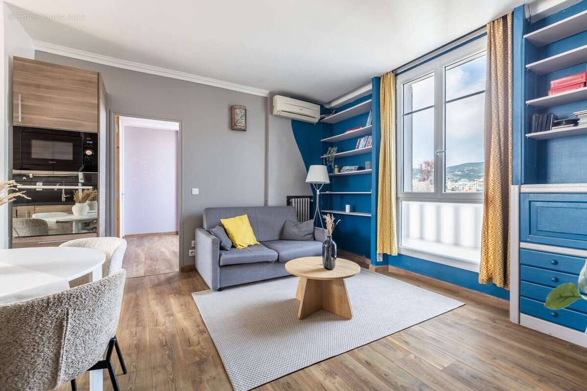 Appartement 70 m² à Nice  - photo 7