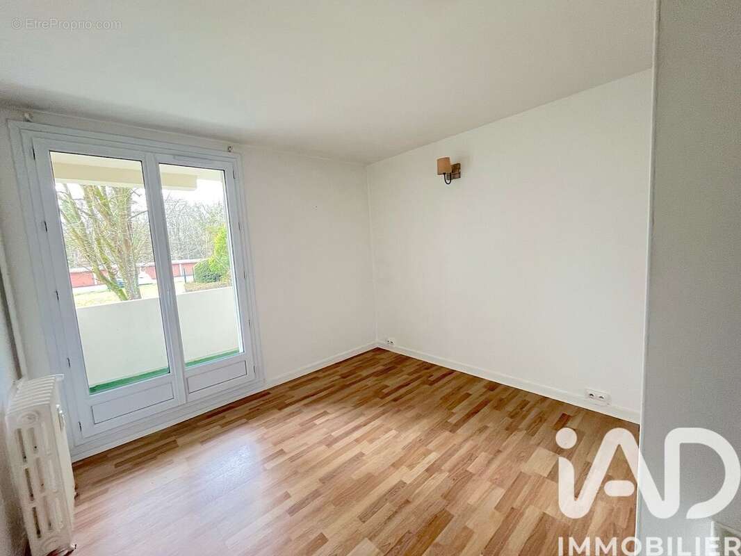 Photo 5 - Appartement à MAROLLES-EN-HUREPOIX
