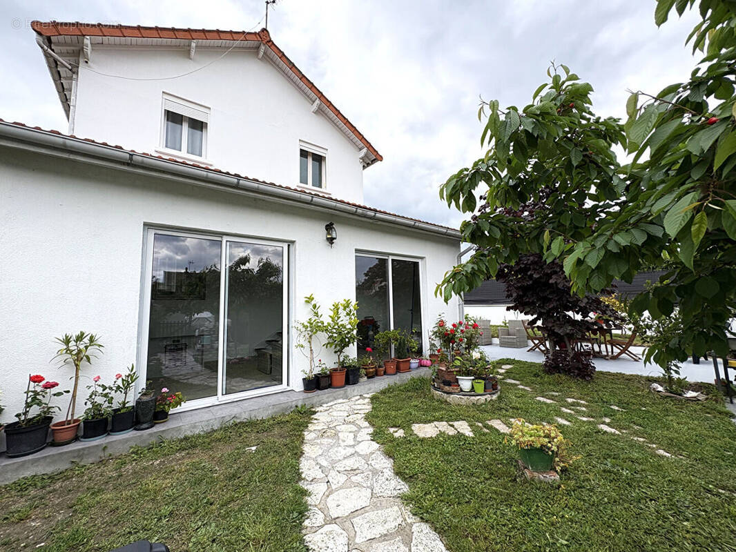 Maison à EAUBONNE