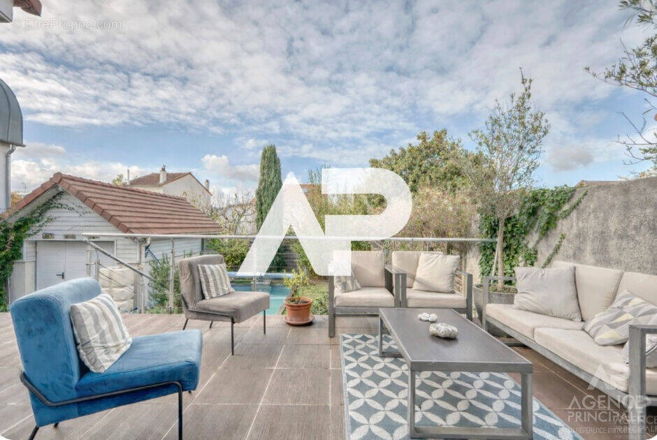 Maison à RUEIL-MALMAISON