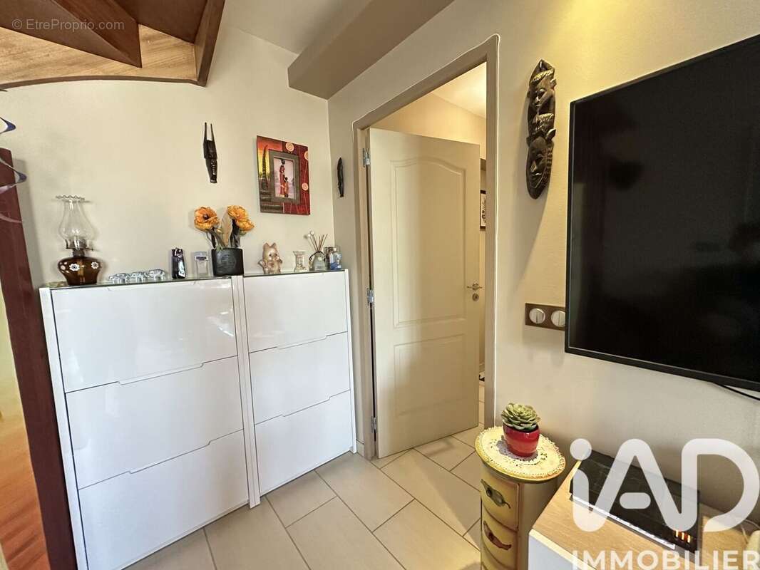 Photo 6 - Appartement à SAVIGNY-LE-TEMPLE