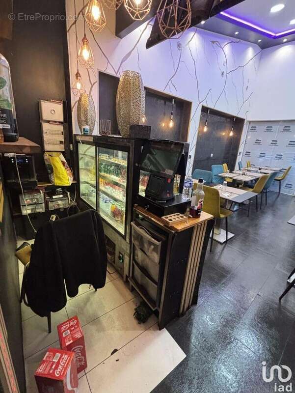 Photo 2 - Commerce à HYERES