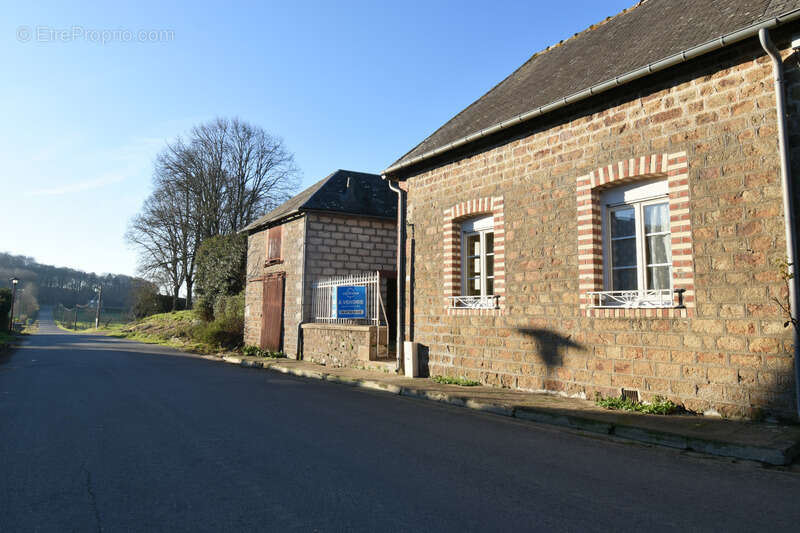 Maison à SAINT-FRAIMBAULT